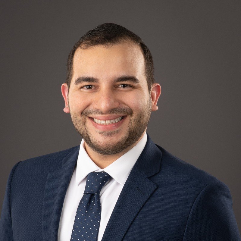 Alexander De La Rosa, MD